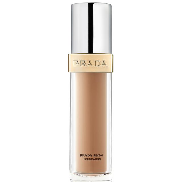 Prada Reveal Skin Optimising Refillable Foundation 30ml (Various Shades) - MC60 - Medium Cool on Productcaster.