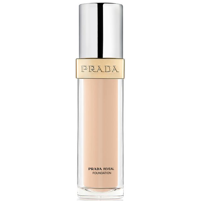 Prada Reveal Skin Optimising Refillable Foundation 30ml (Various Shades) - LC15 - Light Cool on Productcaster.