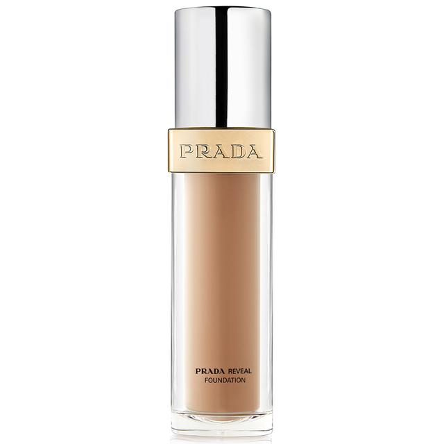 Prada Reveal Skin Optimising Refillable Foundation 30ml (Various Shades) - MN60 - Medium Neutral on Productcaster.