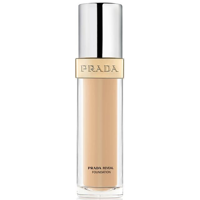 Prada Reveal Skin Optimising Refillable Foundation 30ml (Various Shades) - LW15 - Light Warm on Productcaster.