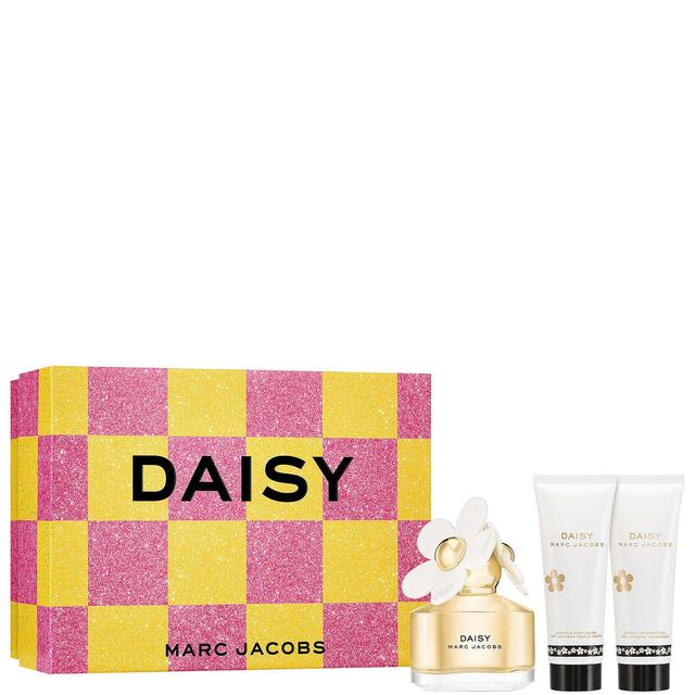 Marc Jacobs Daisy Eau de Toilette 50ml Gift Set (Worth £105) on Productcaster.