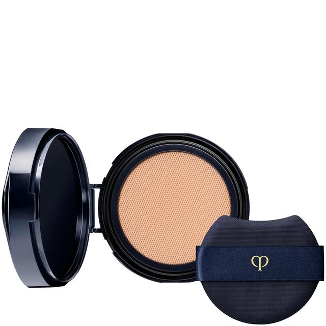 Clé De Peau Beauté Radiant Cushion Foundation Natural 28ml (Various Shades) - O20R on Productcaster.