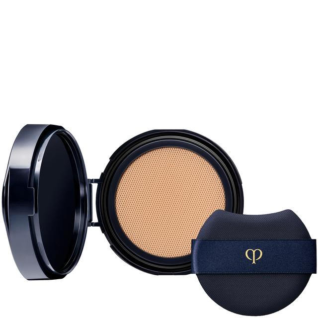 Clé De Peau Beauté Radiant Cushion Foundation Natural 28ml (Various Shades) - BF20R on Productcaster.