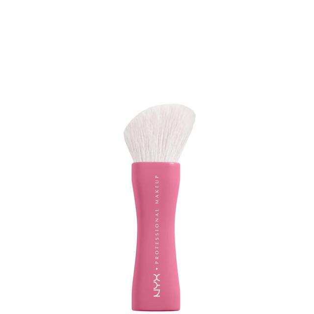 NYX Professional Makeup Buttermelt Blush Brush on Productcaster.