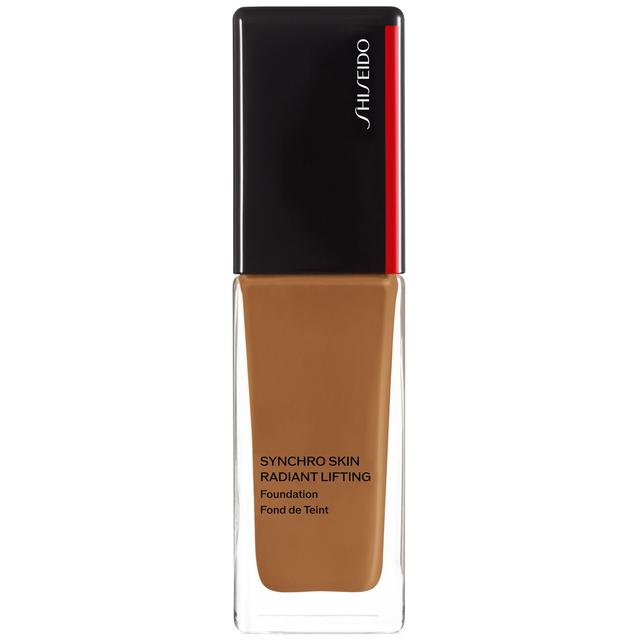 Shiseido Synchro Skin Radiant Lifting Foundation 30ml (Various Shades) - Amber on Productcaster.