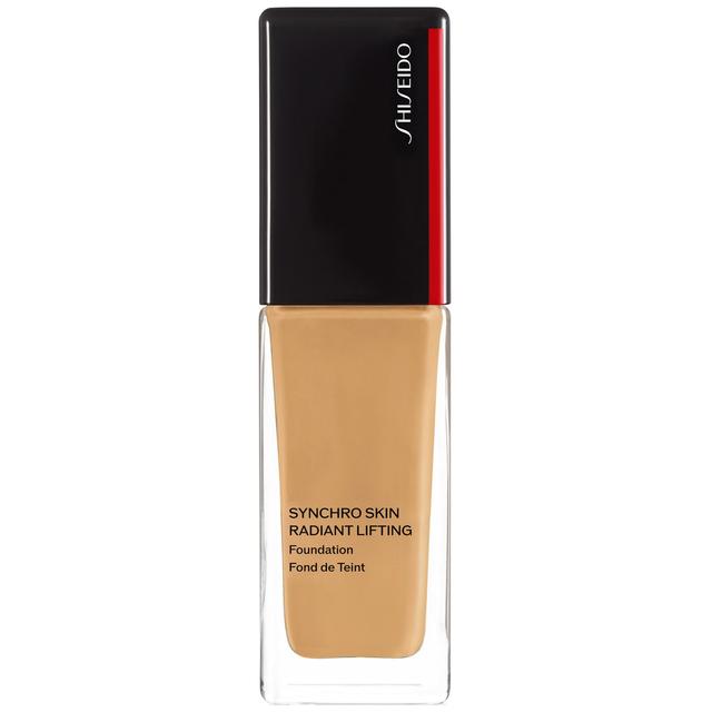 Shiseido Synchro Skin Radiant Lifting Foundation 30ml (Various Shades) - Oak on Productcaster.