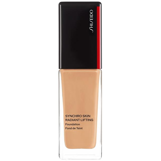 Shiseido Synchro Skin Radiant Lifting Foundation 30ml (Various Shades) - Maple on Productcaster.