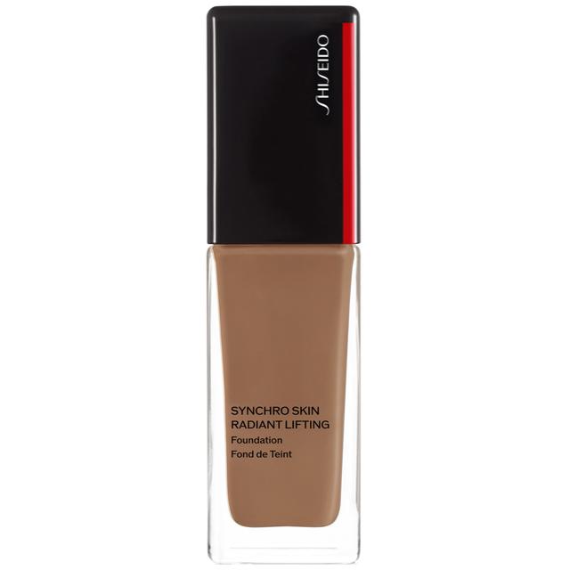 Shiseido Synchro Skin Radiant Lifting Foundation 30ml (Various Shades) - Bamboo on Productcaster.