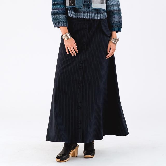 Lollys Laundry Eden Pinstriped Woven Maxi Skirt - M on Productcaster.