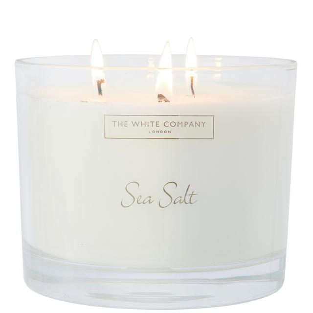 The White Company Sea Salt Large Candle 770g on Productcaster.