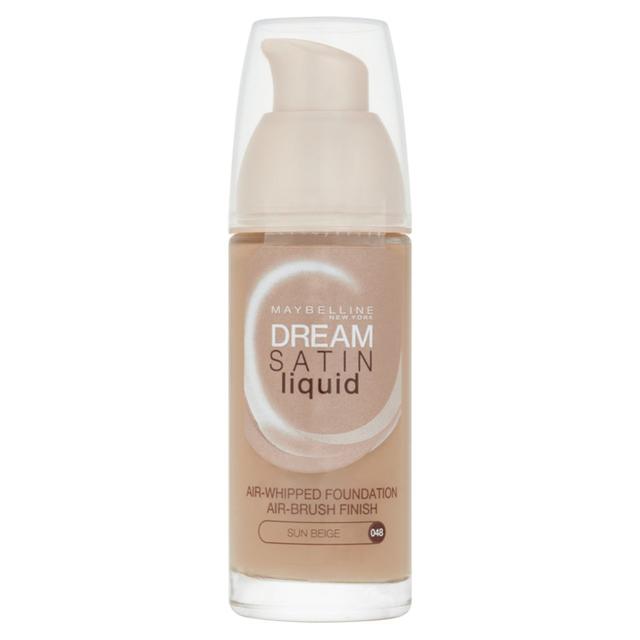 Maybelline Dream Radiant Liquid Hydrating Foundation with Hyaluronic Acid and Collagen 30ml (Various Shades) - 048 Sun Beige on Productcaster.