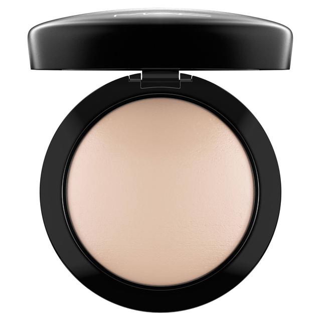 MAC Mineralize Skinfinish Natural Powder (Various Shades) - Light on Productcaster.