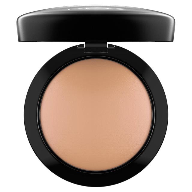 MAC Mineralize Skinfinish Natural Powder (Various Shades) - Medium Deep on Productcaster.