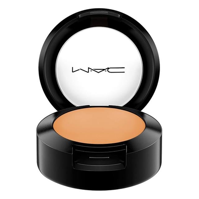 MAC Studio Finish SPF 35 Concealer (Various Shades) - NC45 on Productcaster.