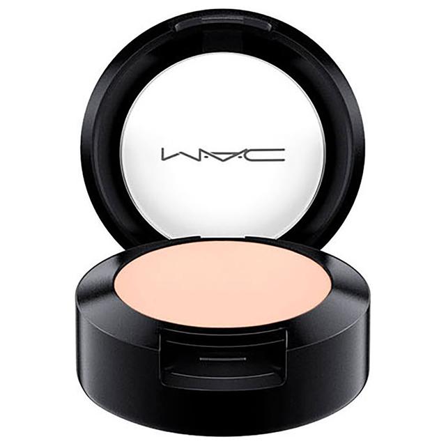 MAC Studio Finish SPF 35 Concealer (Various Shades) - W10 on Productcaster.