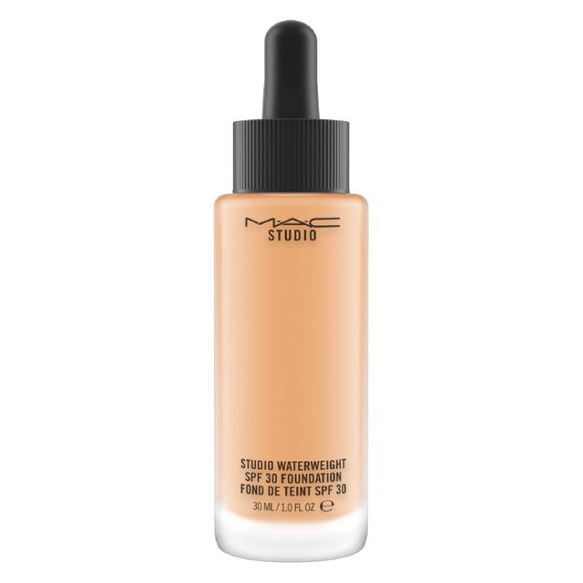 MAC Studio Waterweight SPF 30/PA++ Foundation (Various Shades) - NC42 on Productcaster.