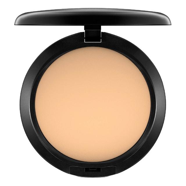 MAC Studio Fix Powder Plus Foundation (διάφορες αποχρώσεις) - NC40 on Productcaster.