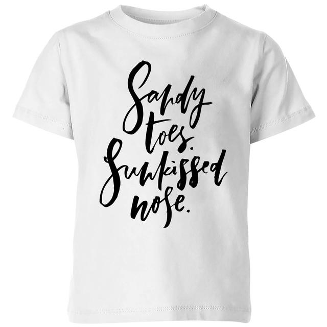 PlanetA444 Sandy Toes, Sunkissed Nose Kids' T-Shirt - White - 7-8 Jahre on Productcaster.