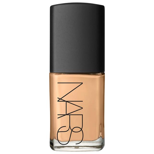 NARS Cosmetics Sheer Glow Foundation (διάφορες αποχρώσεις) - Sahel on Productcaster.