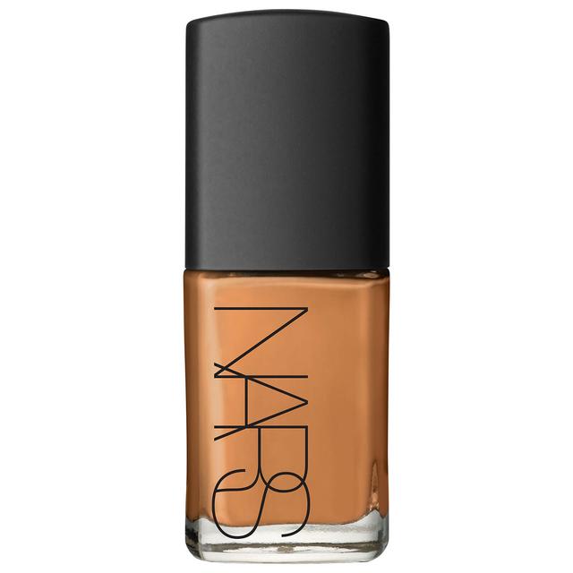 NARS Cosmetics Sheer Glow Foundation (διάφορες αποχρώσεις) - Caracas on Productcaster.