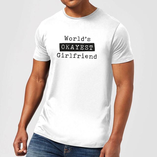 World's Okayest Girlfriend Men's T-Shirt - White - S - Weiß on Productcaster.