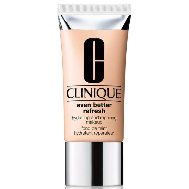 Clinique Even Better Refresh Hydrating and Repairing Makeup 30ml (Various Shades) - CN 28 Ivory on Productcaster.