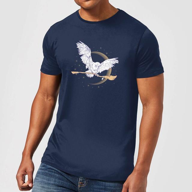 Harry Potter Hedwig Broom Men's T-Shirt - Navy - M on Productcaster.