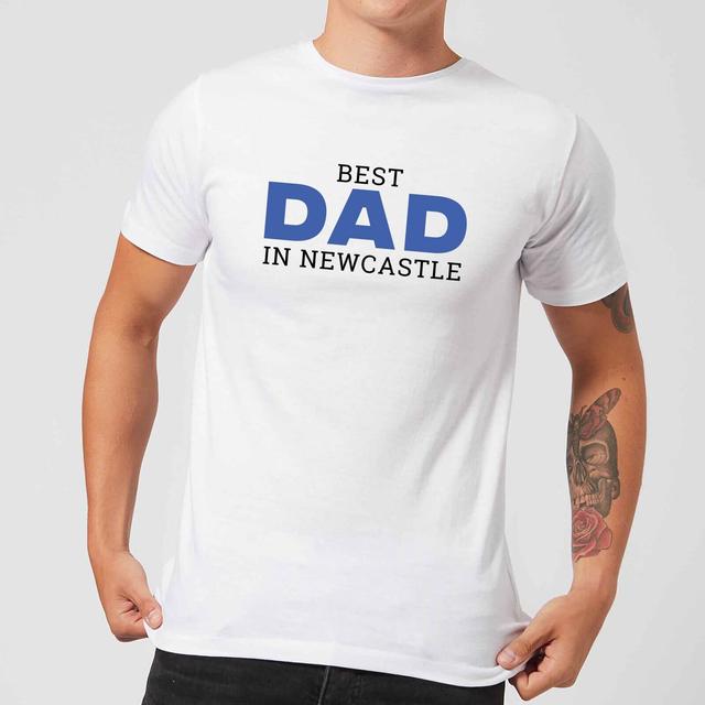 Best Dad In Newcastle Men's T-Shirt - White - M - Weiß on Productcaster.