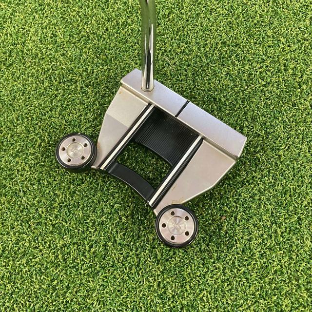 Scotty Cameron Futura 6M Golf Putter - Used on Productcaster.