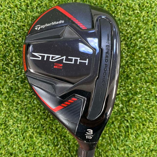 TaylorMade Stealth Golf Hybrid - Used on Productcaster.