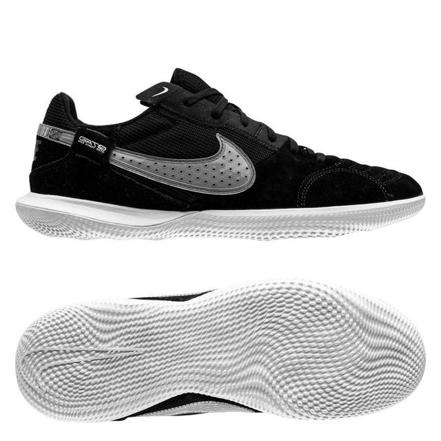 Nike Streetgato Ic Small Sided - Black/summit White, size 38 on Productcaster.