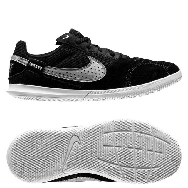 Nike Streetgato Ic - Black/summit White Kids, size 33½ on Productcaster.