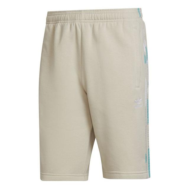 adidas Originals Sweat Shorts Adicolor Essentials Camo - Aluminum, size Medium on Productcaster.