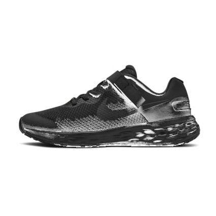 Nike Revolution 6 FlyEase Big Kids' BLACK/BLACK-DK SMOKE GREY, størrelse 35½ on Productcaster.