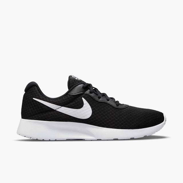 Nike Tanjun Women's Shoes BLACK/WHITE-BARELY VOLT-BLACK, storlek 41 on Productcaster.