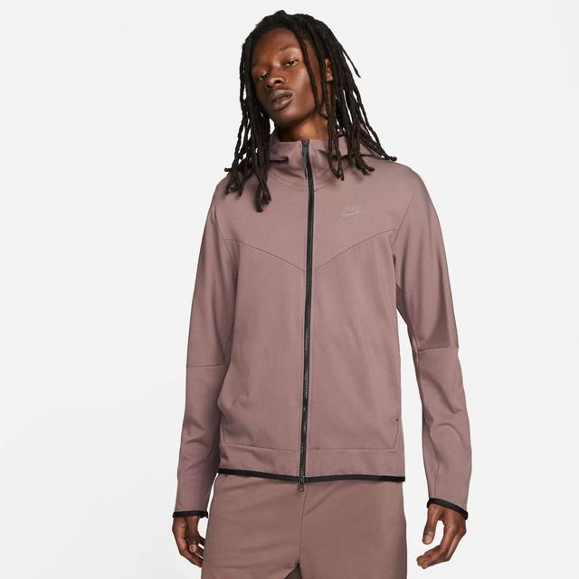 Nike Hoodie Tech Fleece Essentials Full Zip Lightweight - Plum, size Large on Productcaster.