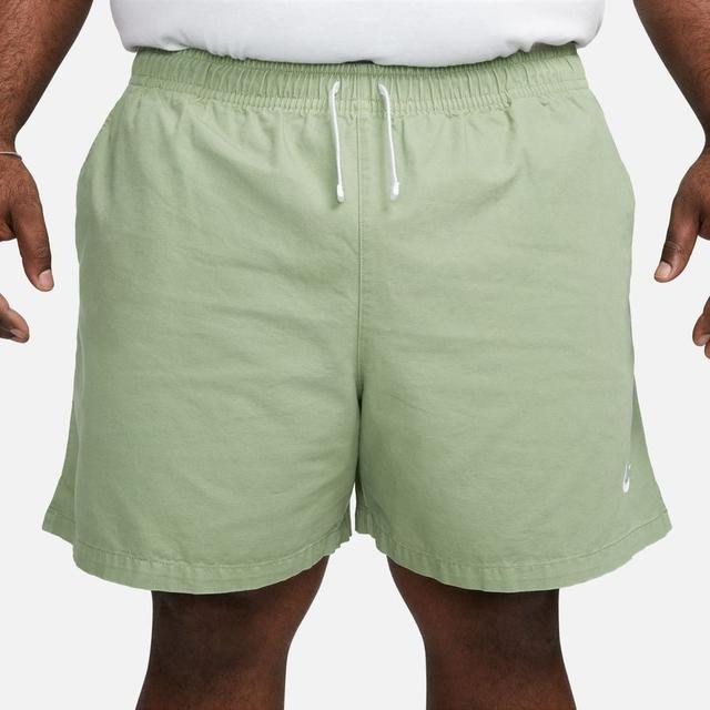 Nike Shorts Club+ Woven Flow - Green/White, size X-Small on Productcaster.