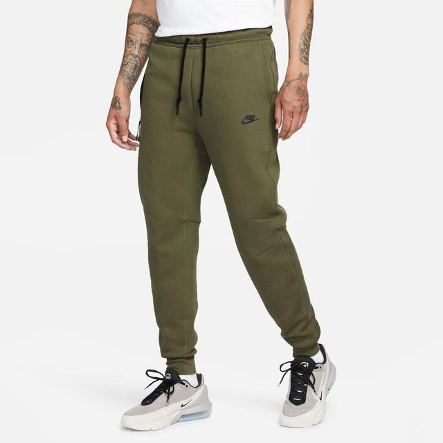 Nike Sweatpants Nsw Tech Fleece 24 - Medium Olive/black, size Small on Productcaster.