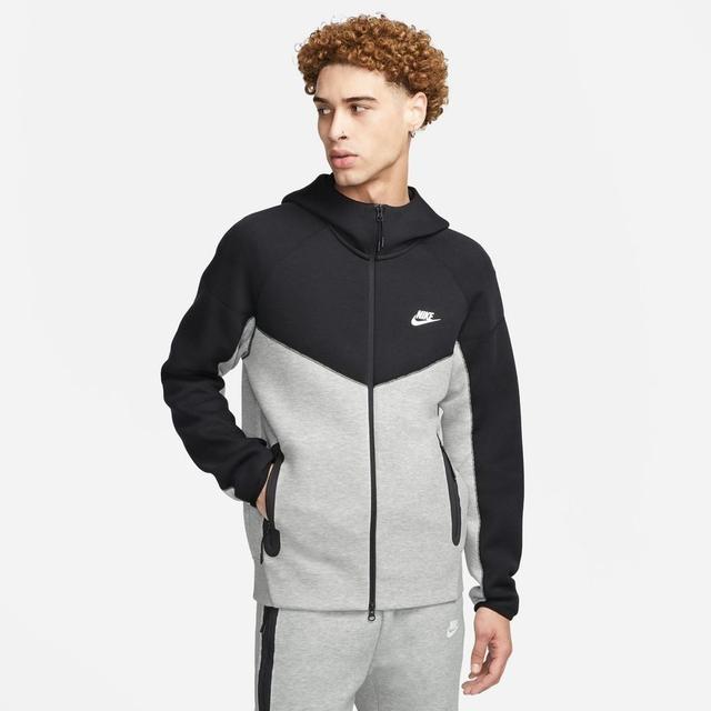 Nike Sweat à Capuche NSW Tech Fleece 24 FZ - Gris/Noir/Blanc, pointure X-Large on Productcaster.