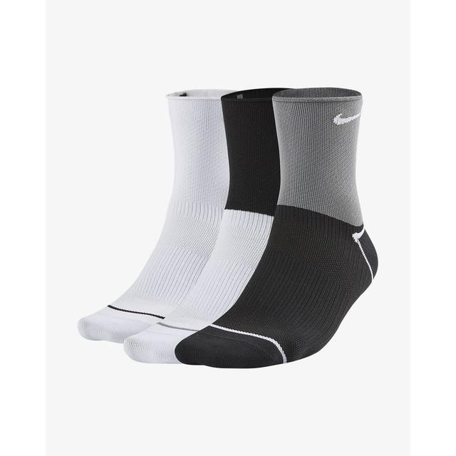 Nike Ankle Socks Everyday Plus Lightweight - Black/white/grey, size M: 38-42 on Productcaster.