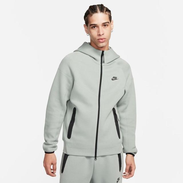 Nike Hoodie Nsw Tech Fleece Fz 2023 - Mica Green/black, size X-Large on Productcaster.