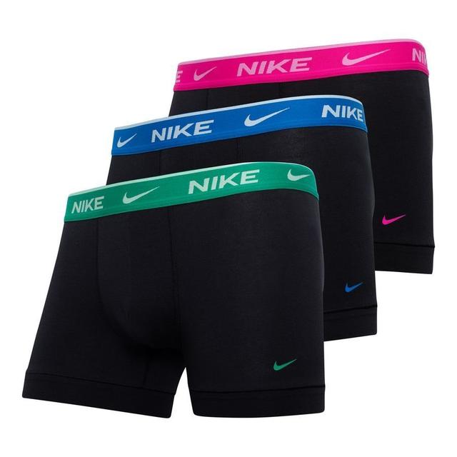 Nike Trunks 3-pack - Black/laser Fuchsia/stadium Green/photo Blue, size Small on Productcaster.