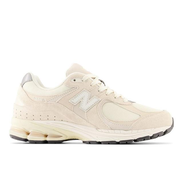 New Balance Sneaker 2002r - Beige, size 43 on Productcaster.