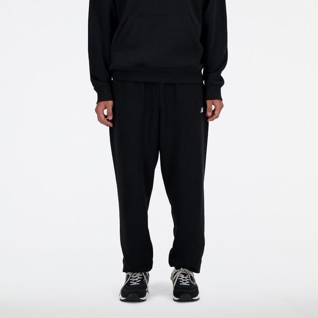 New Balance Sweatpants Essentials French Terry - Black, size Small on Productcaster.