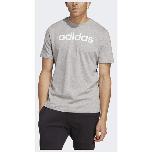 adidas Essentials Single Jersey Linear Embroidered Logo Tee, storlek X-Large on Productcaster.