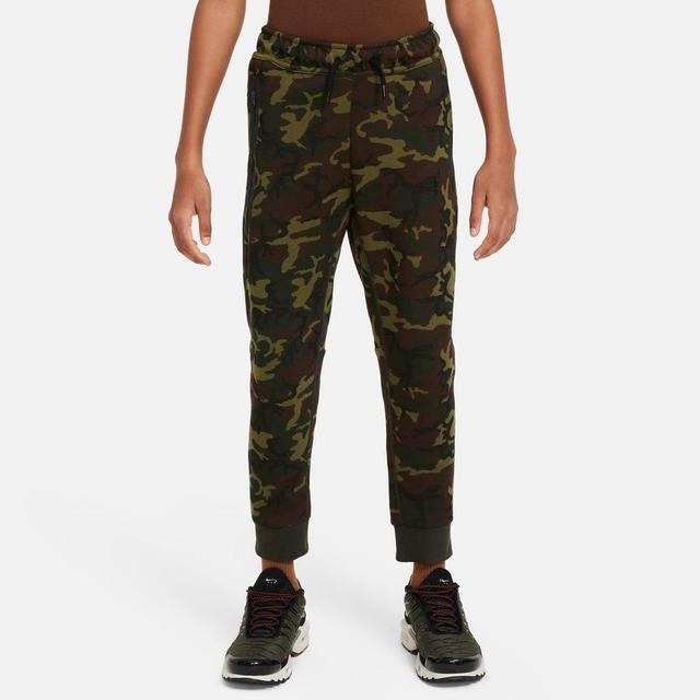 Nike Sweatpants Nsw Tech Fleece 24 Camo - Sequoia/black Kids, size L: 147-158 cm on Productcaster.