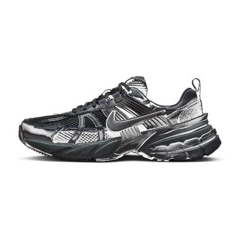 Nike V2k Run Shoes Black/dk Smoke Grey-anthracite, størrelse 37½ on Productcaster.