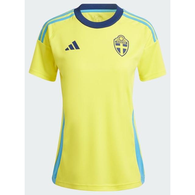 adidas Sweden 24 Home Fan Jersey, størrelse ['Large'] on Productcaster.