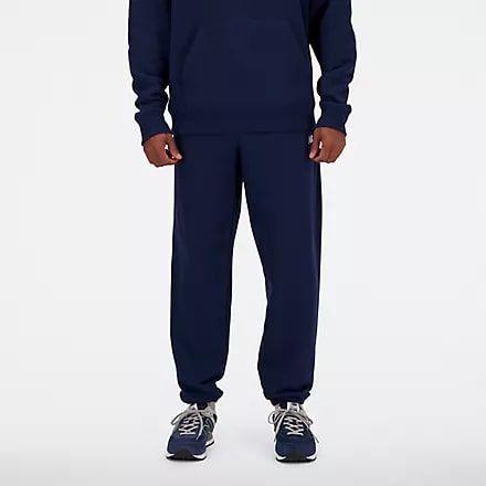 New Balance Sweatpants Essentials French Terry - Navy, storlek X-Small on Productcaster.