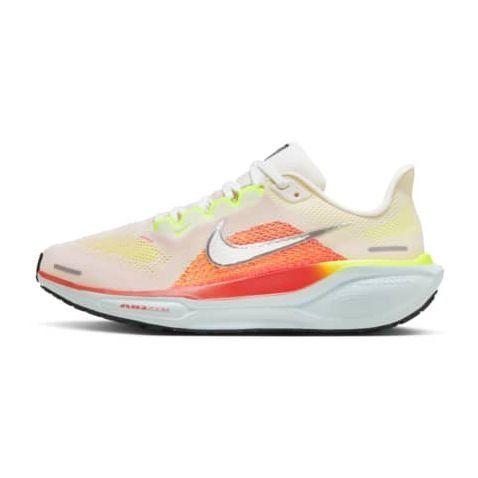 Nike Pegasus 41 Women's Road Runnin SUMMIT WHITE/CHROME-BRIGHT CRIMSON, Größe 36 on Productcaster.